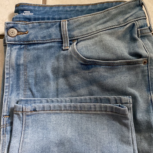 Old Navy Jeans Women's 16 Mid-Rise Straight Power Slim Fit Light Wash - Picture 6 of 6